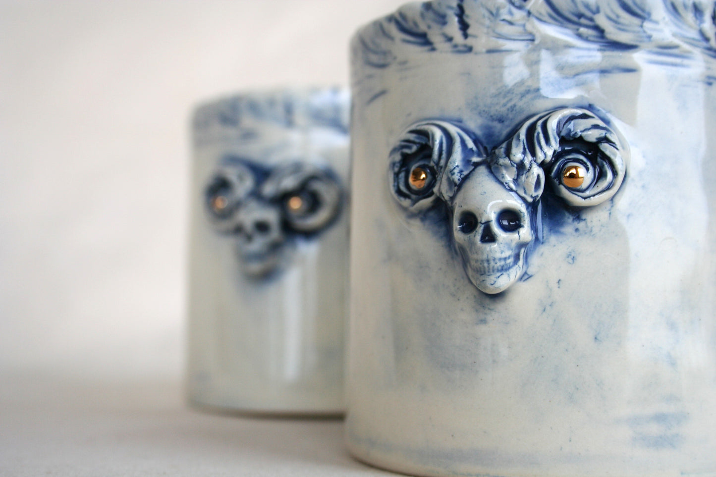 Large mug +golden studs+