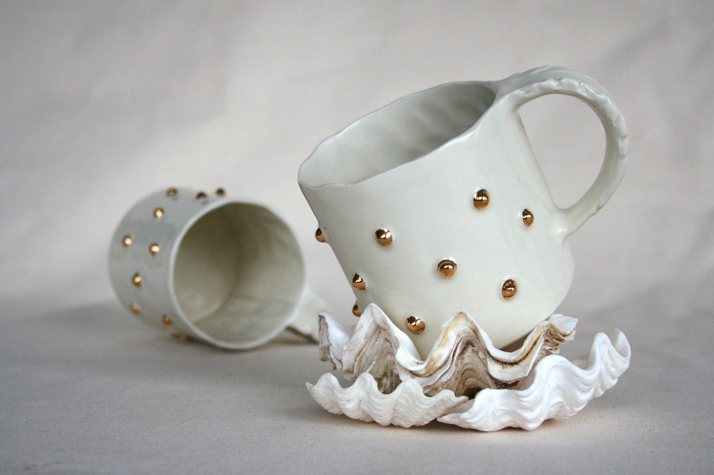 Large mug +golden studs+