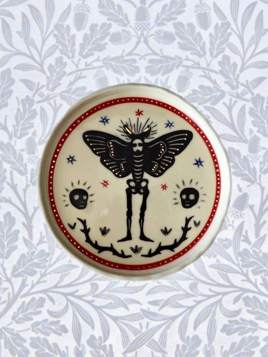 Small plate +black flower+