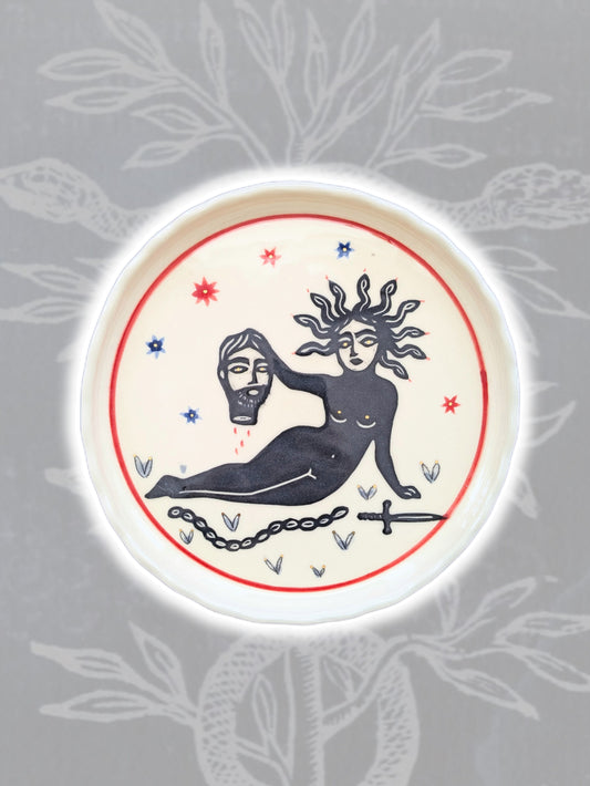 Petite assiette +revanche de Méduse+