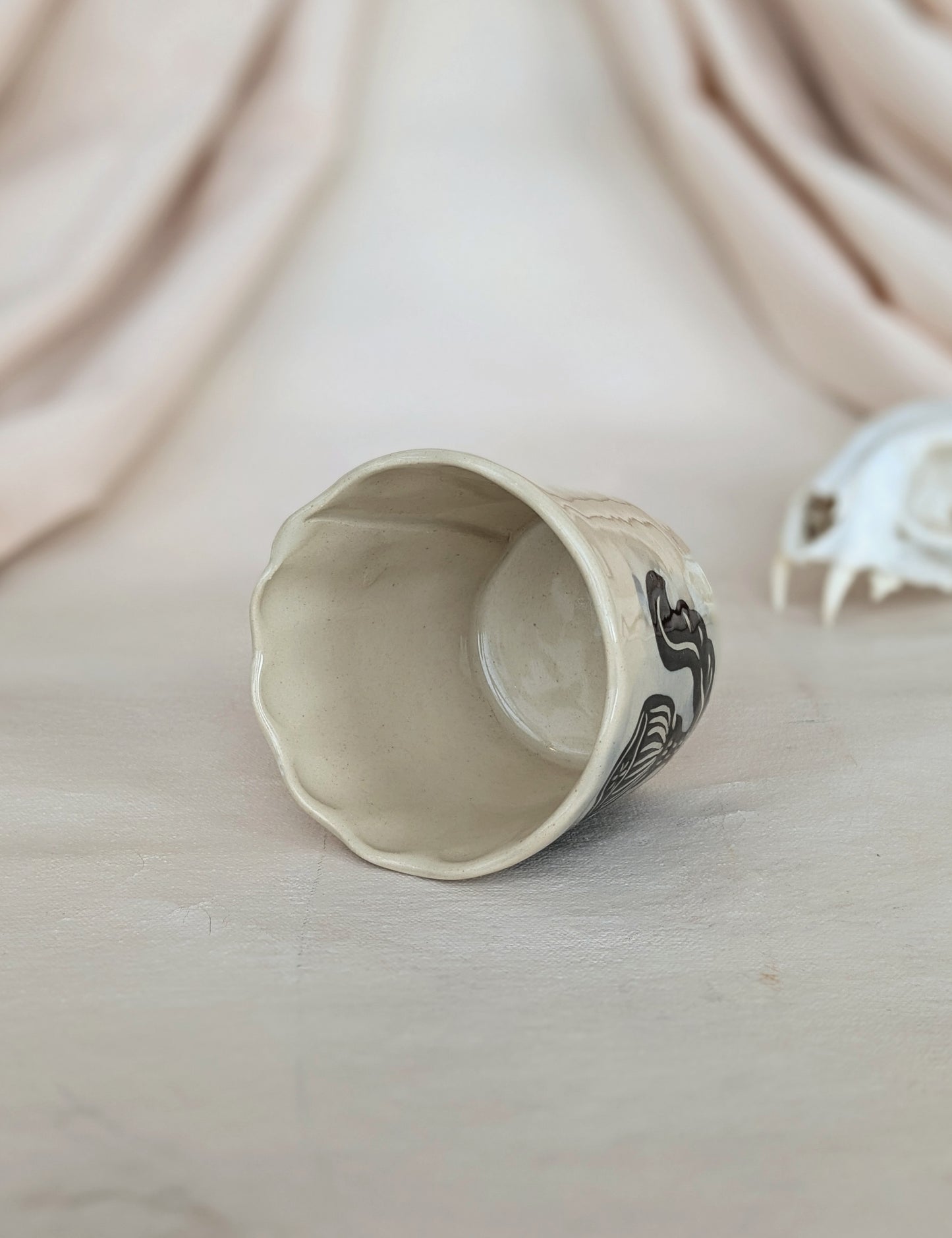 Small glass + black flower I+